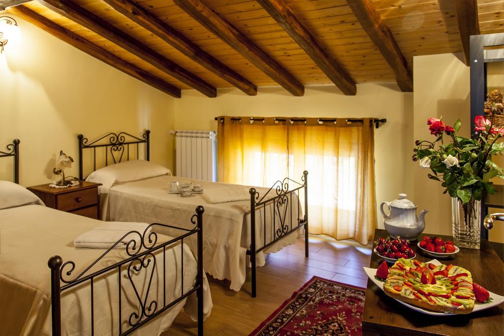 Sorbello Dell'Etna Villa Milo Exteriör bild